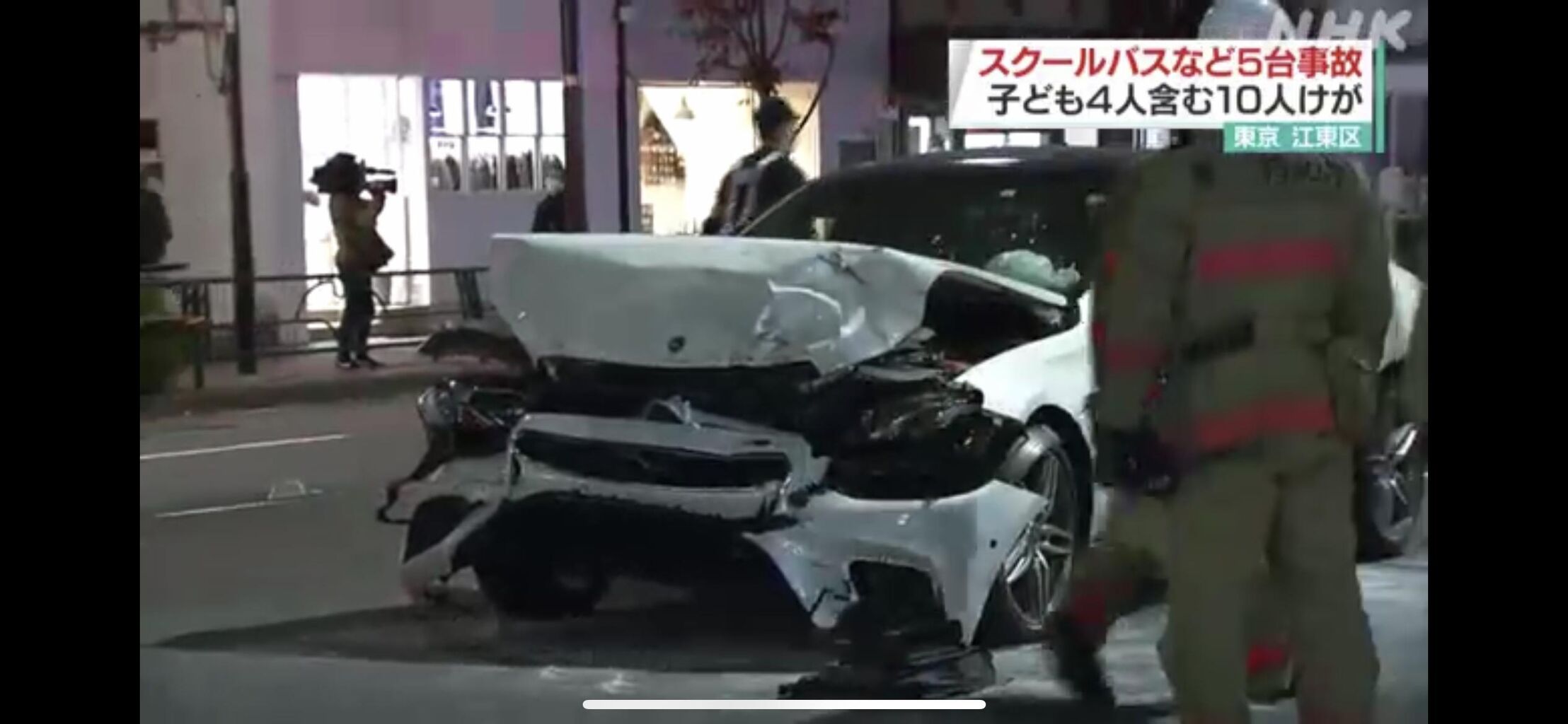 画像 ベンツのエンブレムをつけた軽自動車さん 本物のベンツに成敗されてしまうwwwwwwwwww チョコの株式投資diary