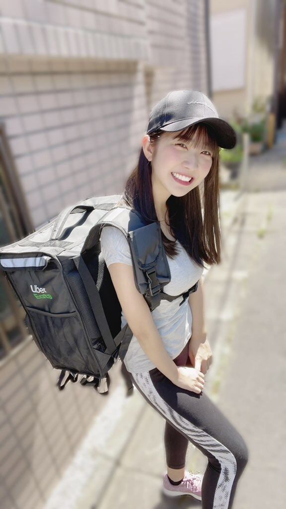 画像】めちゃくちゃ可愛いUber eats配達員、発見される → : チョコの 