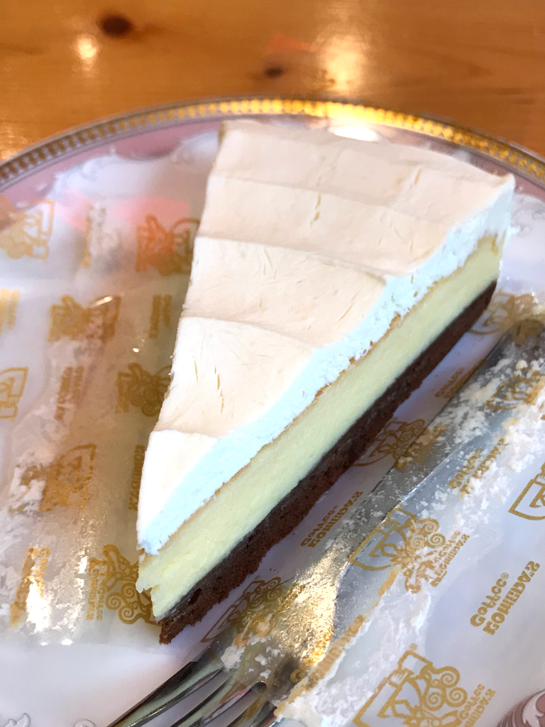 コメダ珈琲福岡ももち店 アイスココアとベイクド レアチーズケーキを食べてからドームへ 続 モルトの食趣自由 北九州