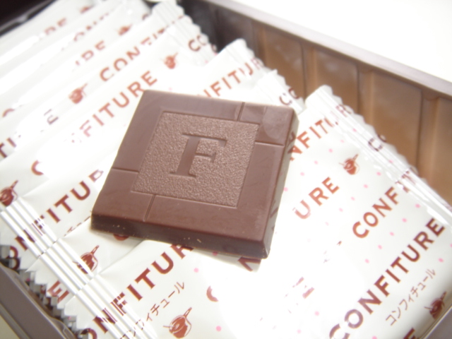 プティフランス コンフィチュール 苺とパッションフルーツ 不二家 チョコライフ