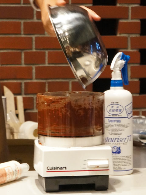 �������ʡ���