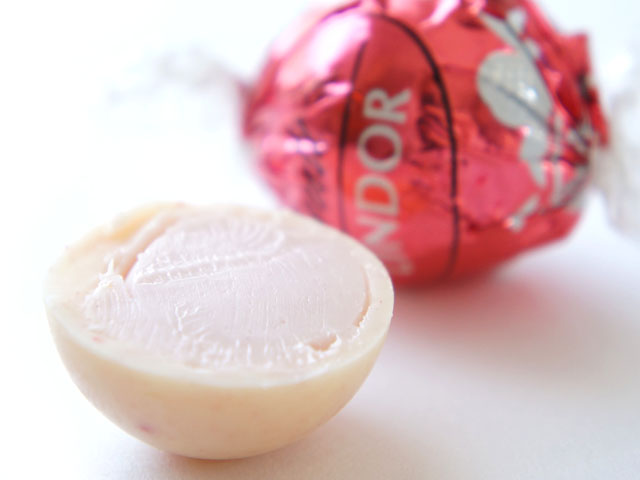 リンドール ストロベリー＆クリーム （リンツ） : チョコライフ