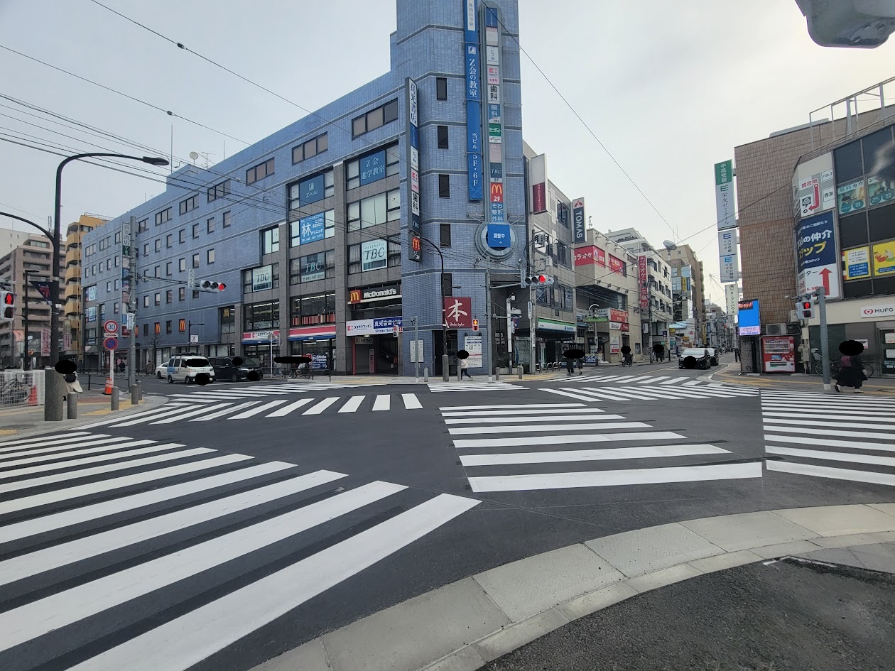 【布田の工事】調布駅前のスクランブル交差点のシマシマが綺麗になっていた！
