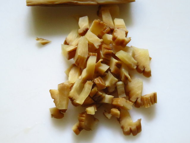 いぶりがっことクリームチーズ 誰が考えたかは知りませんが クセになる美味さですぜ ちょい買い雑記帳