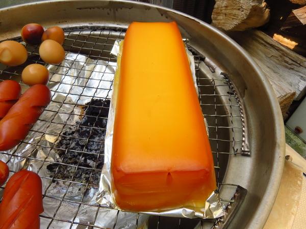 2016-06-19 燻製ファミリアチーズ ウズラ ソーセージ 005
