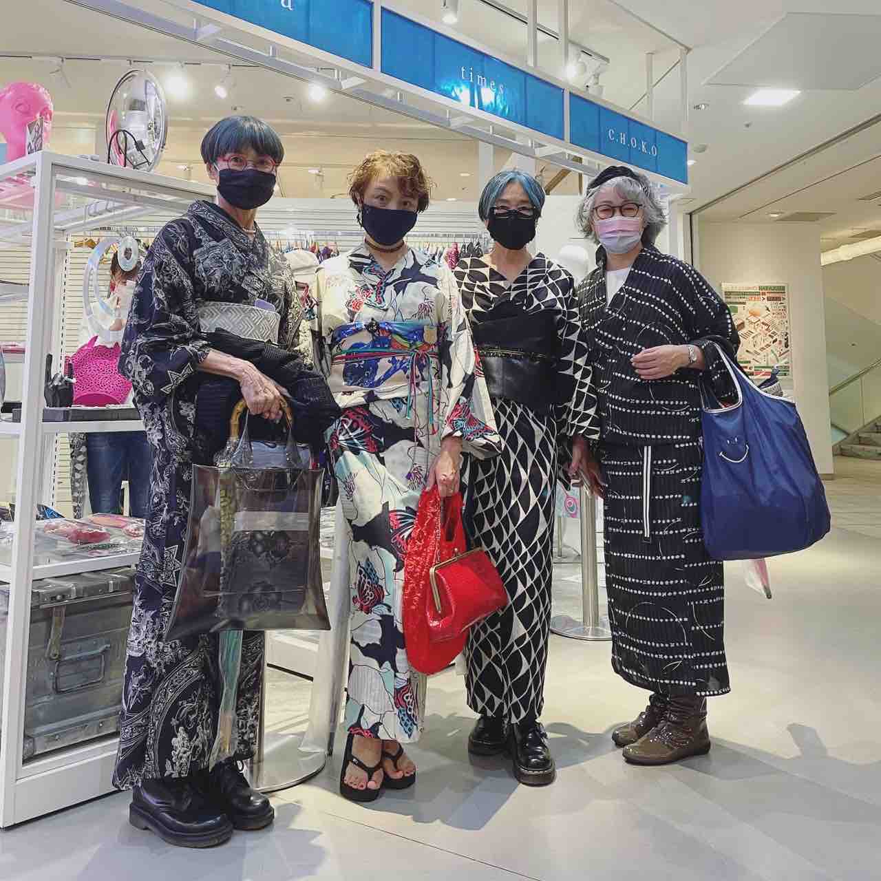 ラフォーレ原宿2階でお待ちしてます Chokoとチョコと ラフォーレ原宿2階でお待ちしてます Chokoとチョコと