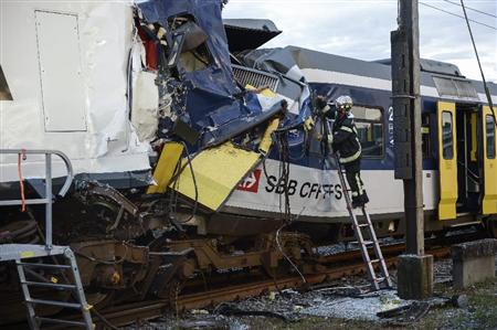 今度はスイスで列車正面衝突 35人が負傷 : ちょこっとまめニュース