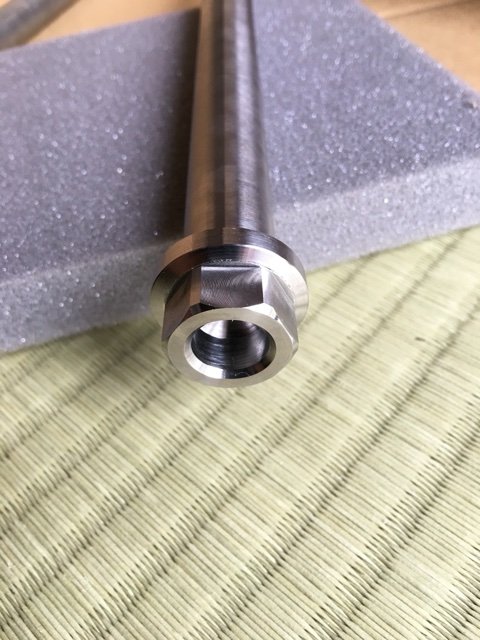 ziix チタンアクスルシャフト zrx1100 /1200