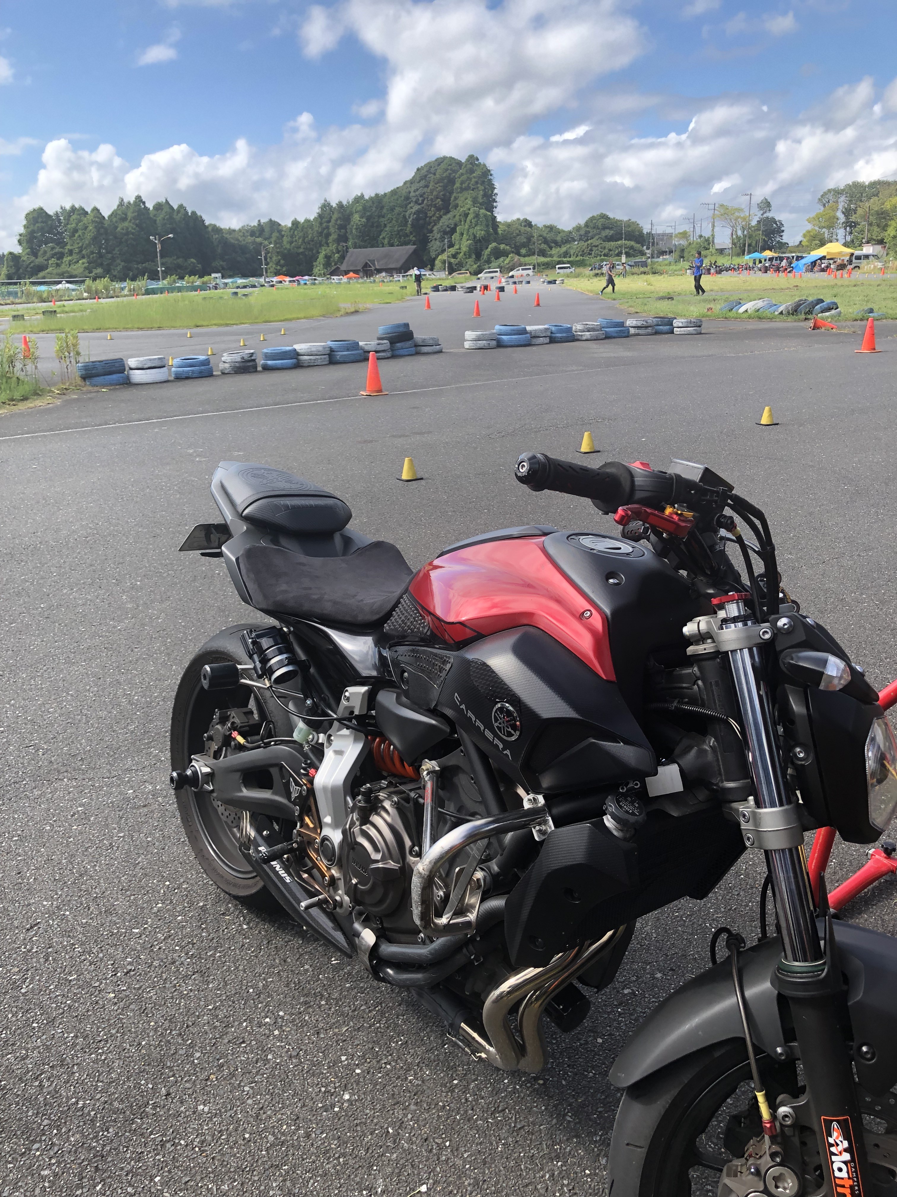 PRUNUS フルエキゾーストマフラー MT-07/XSR700 | ヤマハ発動機