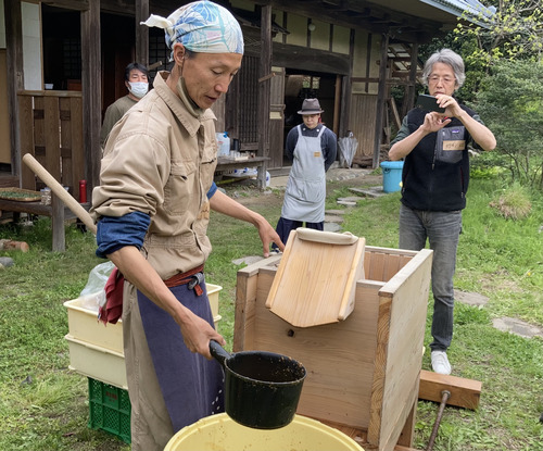 9F67B3C8-3E83-488D-9B60-F747948F36B7