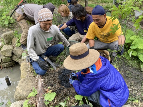 90CECA9A-013E-4003-9BA1-92E390D26B63