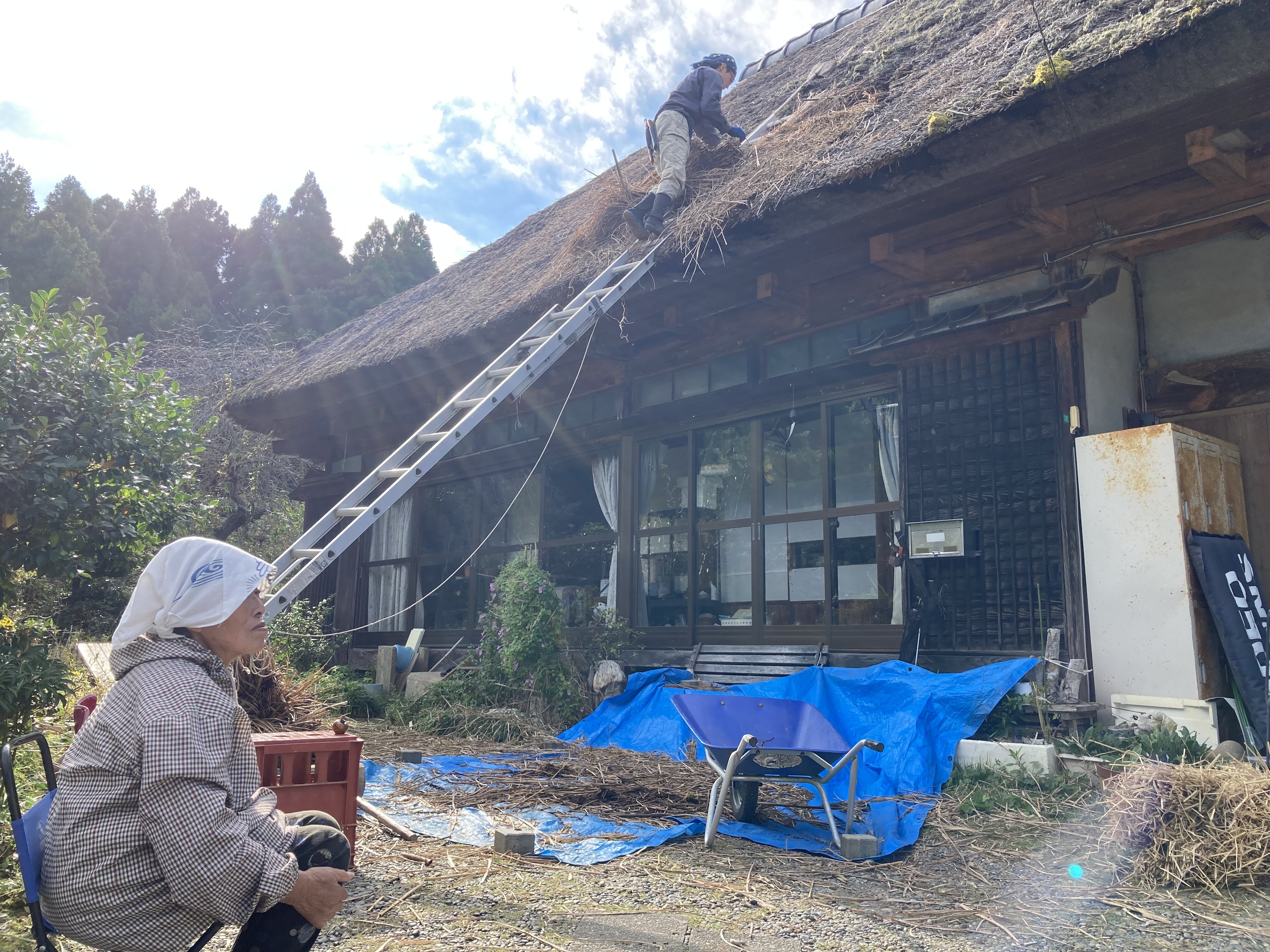 茅葺屋根の修理の見学へ行ってきました 長南町地域おこし協力隊 さっちゃんのブログ