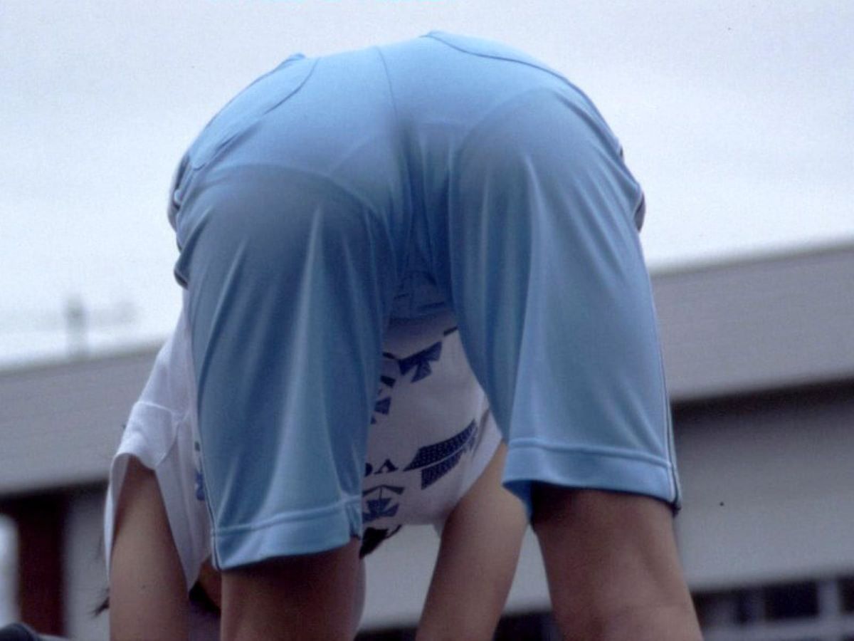 画像 Jkのジャージ パンツが透けまくるwwwwwww 超陰キャ速報