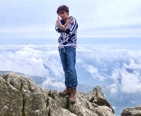 6FFA939C-FFF5-48BF-96A3-8BD0CD979291