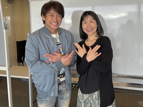 EF154F96-2503-4BFB-ABD6-35509EB24A52