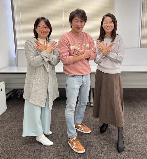 16BD5ED4-F1A8-497D-9D83-7B2DD90AAA74