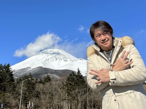 892066C6-C2C6-43B9-BE42-59A6BED4C9EF