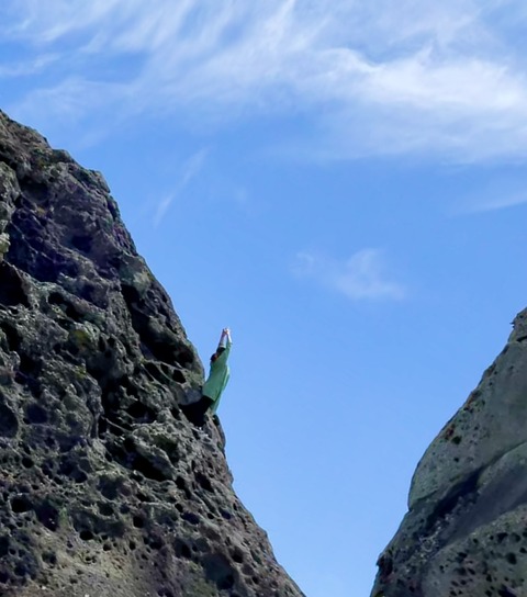 4E7419F9-F964-4C41-8255-D5C54E882D51