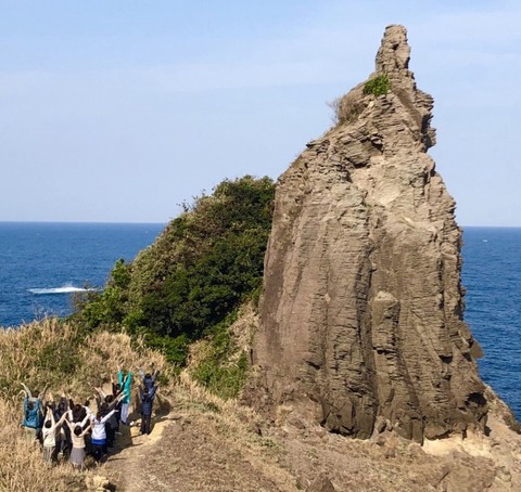 043D65BC-E14B-4644-A1FE-C101AAAA3E3A