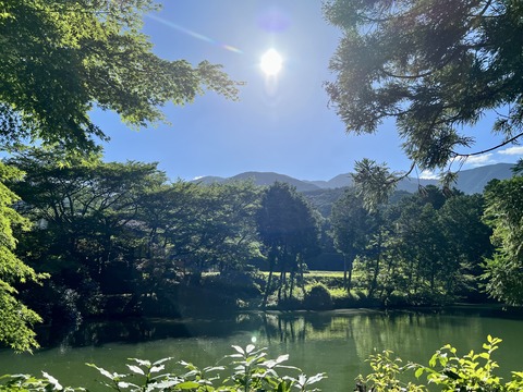 E271E515-4843-4FB4-98CE-E80DF9E1AFB6