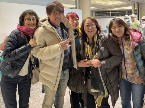 D828CF32-200A-4C5D-81CD-E75BB7EF7256