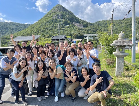 42CB9CE8-E7B2-481C-89E4-B96BBA31145D