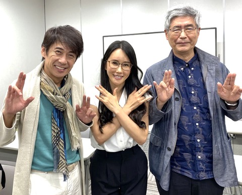 3183032F-59B9-4EA9-A143-173EB763259B