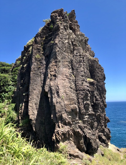 7E6B13F7-0B54-4EF5-AA93-48C1330A5027