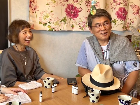 5393C9F8-C585-49D5-9E66-2593E6AE8296