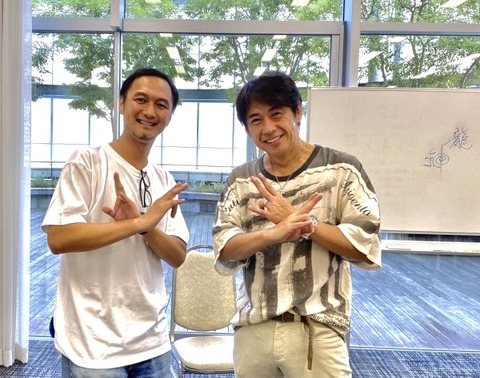 E37657B7-9BEA-4C85-904F-E95C1F229F8B