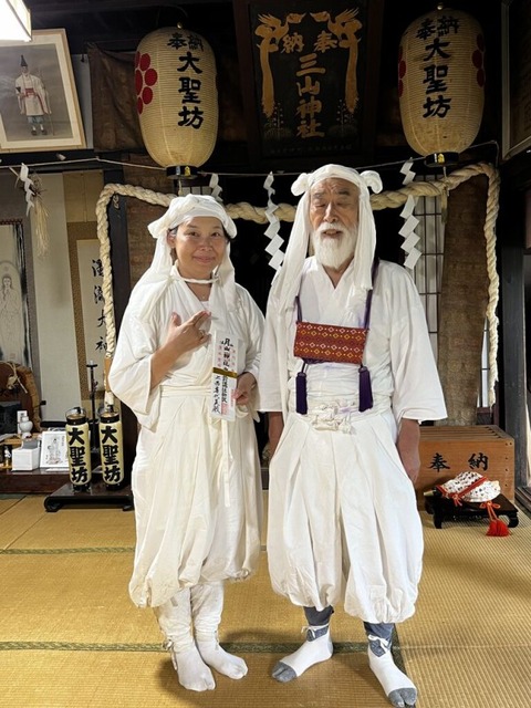 B7CE4393-774C-456E-81A5-87A5F8561581