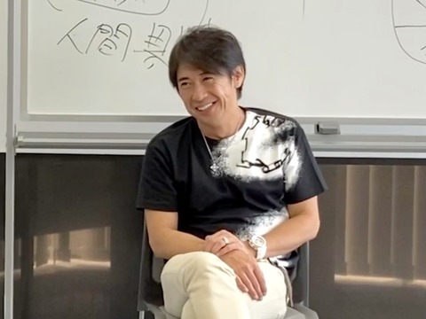 E056A920-0B4F-41A8-BF4C-F508E87F755C