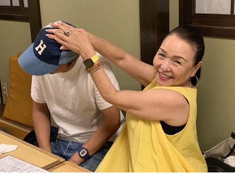 EAED2F8B-F75F-4534-8573-0785165A0B19