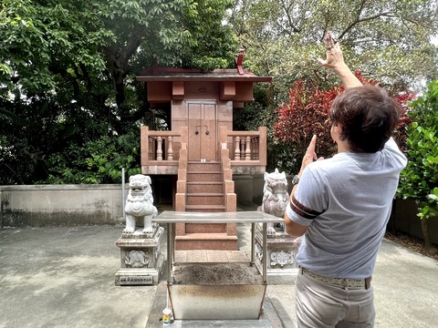 E5A52DAE-5509-419D-B025-A389CA5A7129