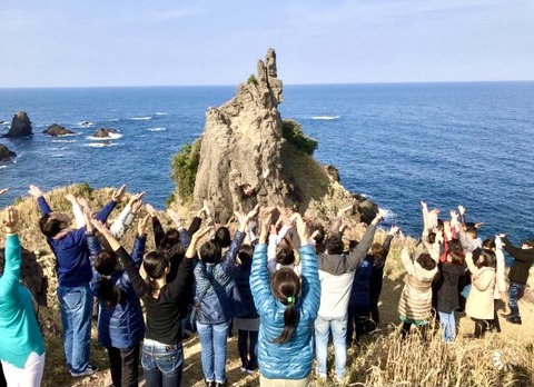 9C330713-DAF5-4CD6-A356-25B3DF5B60B7