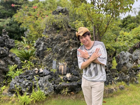 4BB87F60-7050-484D-9D75-4AA788818B21