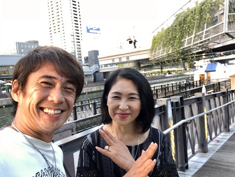 233AAF99-36C5-4884-8025-2DDC6A001CA0