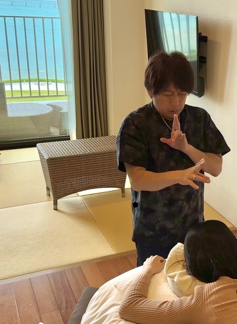 B9EBB6F9-3376-4ED8-885D-8464CBE7A6BA