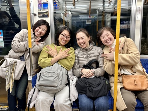 DA935C6E-A4D5-4EBF-8A2C-D76DD49ABDF9