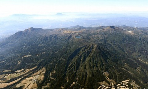 DB7506A7-F5EF-41C9-82A1-CC3D45A45709