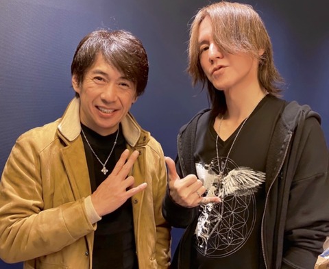 E0000B4C-40F7-4CB5-AEEA-DB4F0A35F787