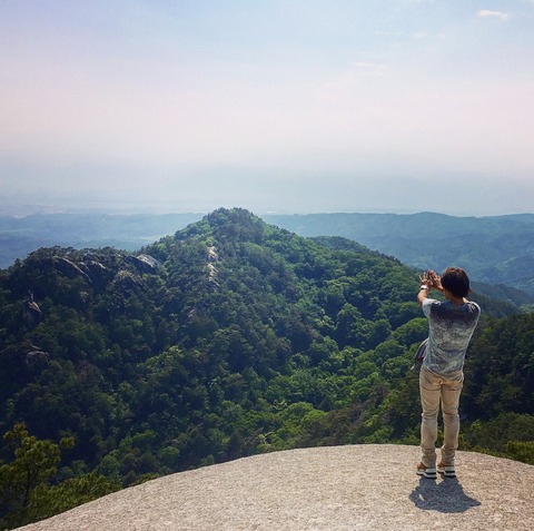 F258A826-9F93-4427-8147-7BDCB5EA6BFB