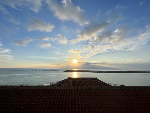 4E9A6A25-BD73-41EE-B9BD-C1F33C82C48D