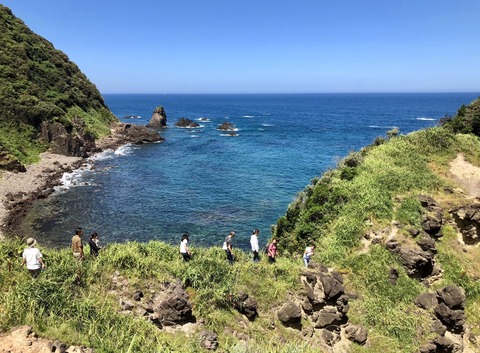 BBEAB869-4F36-46E5-AC92-7BB0A8CD909C