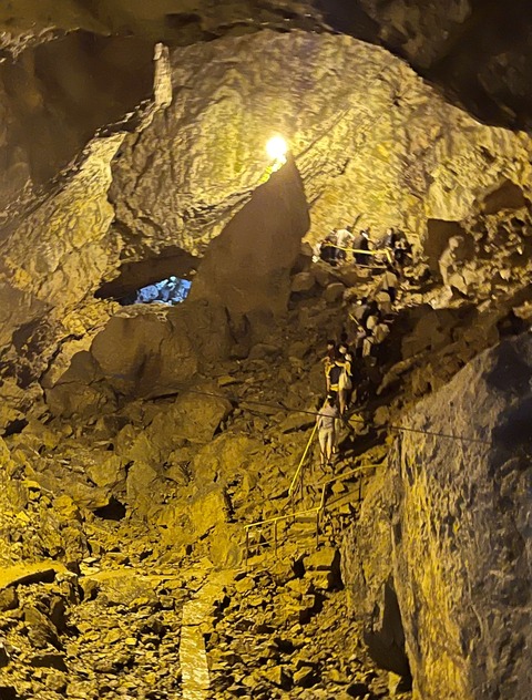 2C4E8586-245E-45DA-AF2E-BB1DC1FD423B