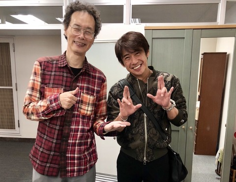 FB208F72-B56E-4802-86DA-E911AC665F39