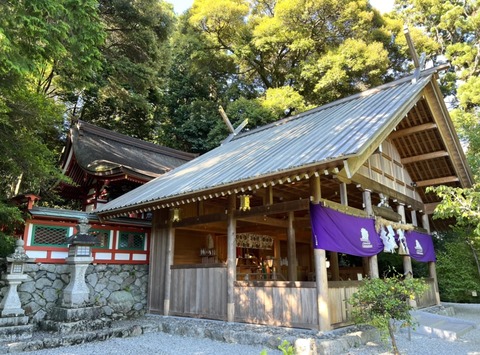 2C4ED469-5C94-4AEB-8E9E-0ED198D303B2