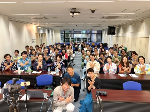 F5A89CF4-3ABE-45F5-97E6-F91308824607