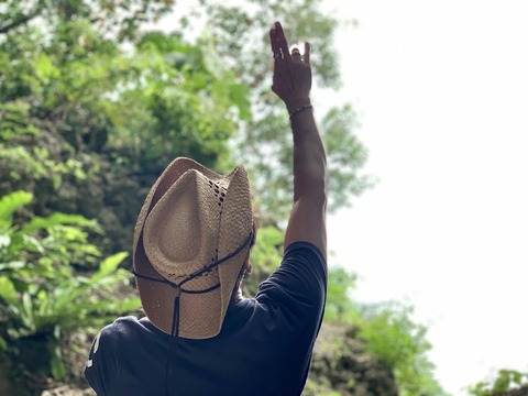 EFA1547B-C8EC-4721-A8C9-25EF0947AFE2