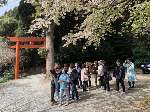 8852B493-658F-4DF1-84FE-9CF975E79EFC